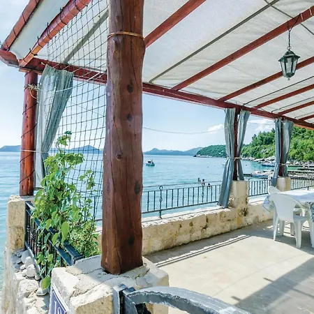 Vakantiehuis One-bedroom In Slano