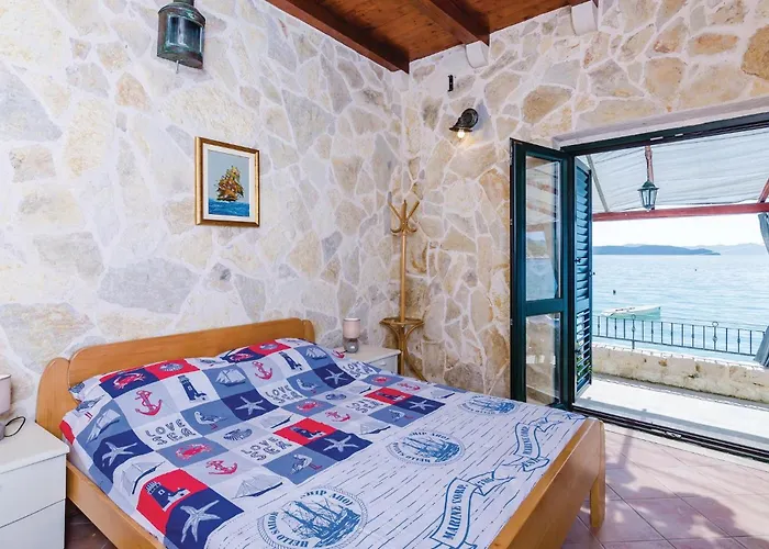 One-bedroom In